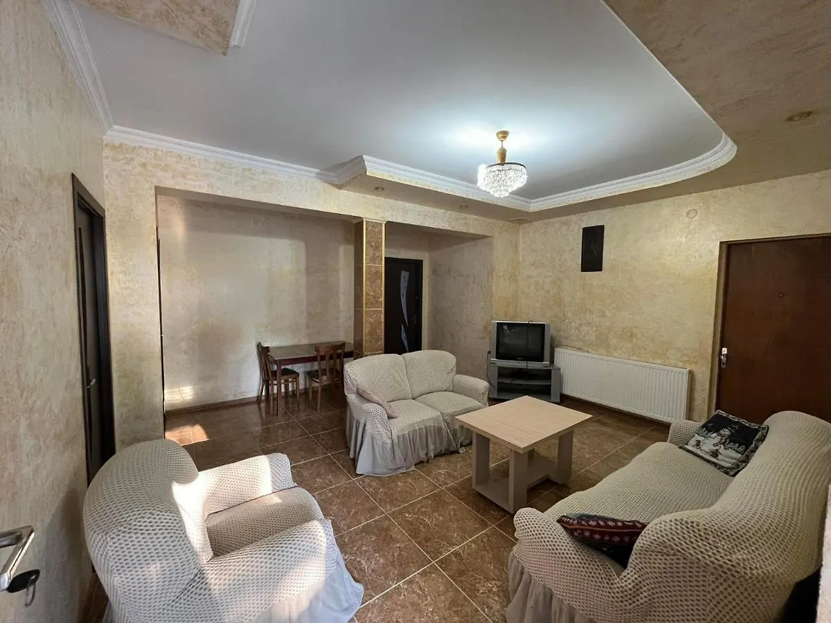 Dato'S Guest House Batumi